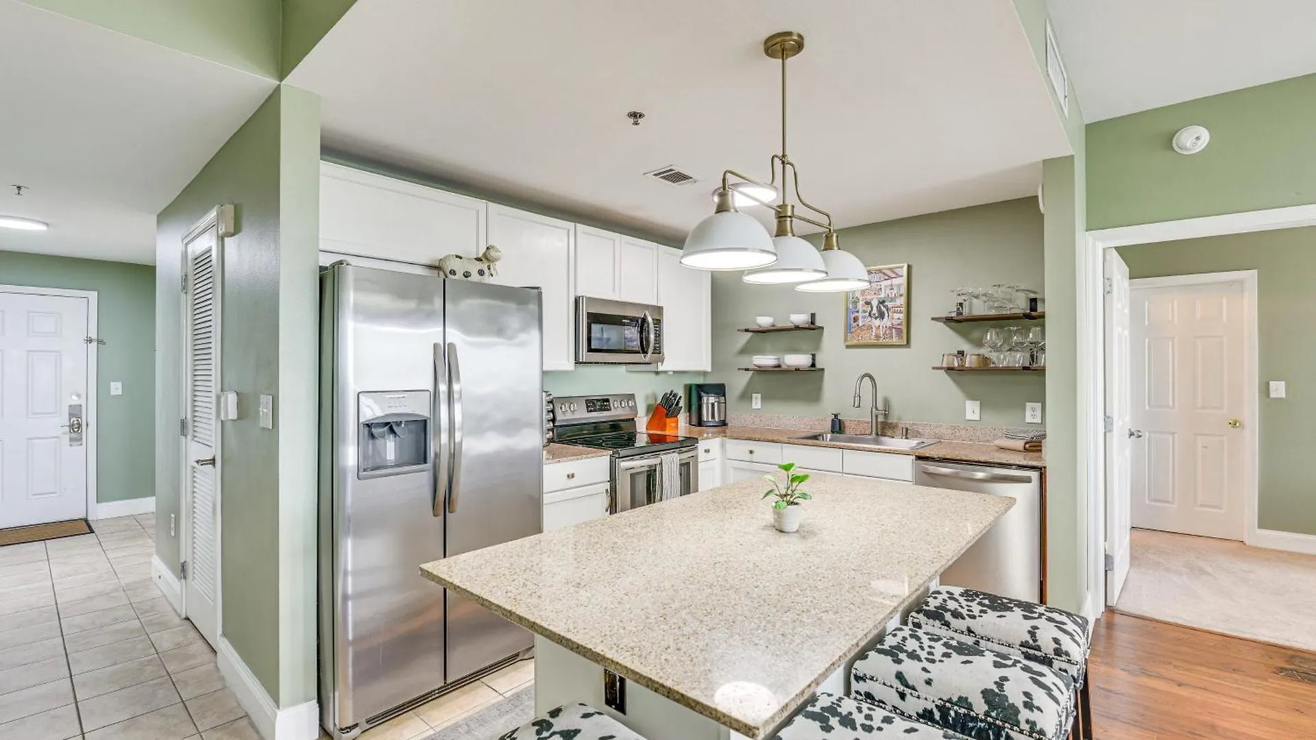 Happy Cows Retreat In Pcb With Lagoon Views! Panama City Beach 0*,  United States